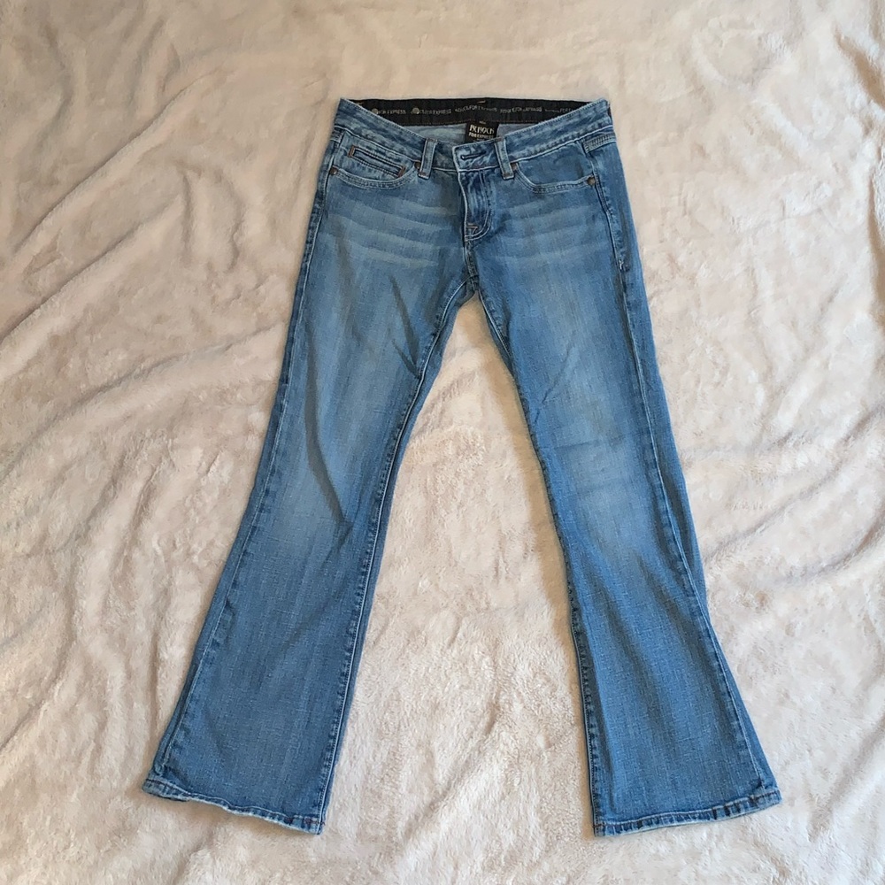Express boot cut jeans size 2 short like new